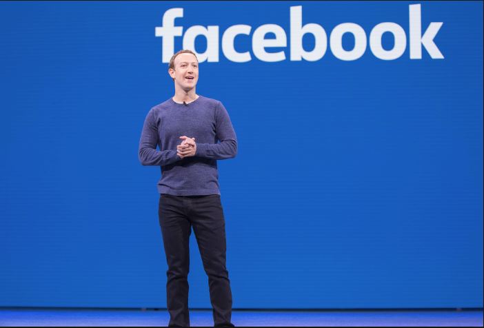 Facebook commencera à supprimer les fausses informations promouvant de la violence morale ou physique.